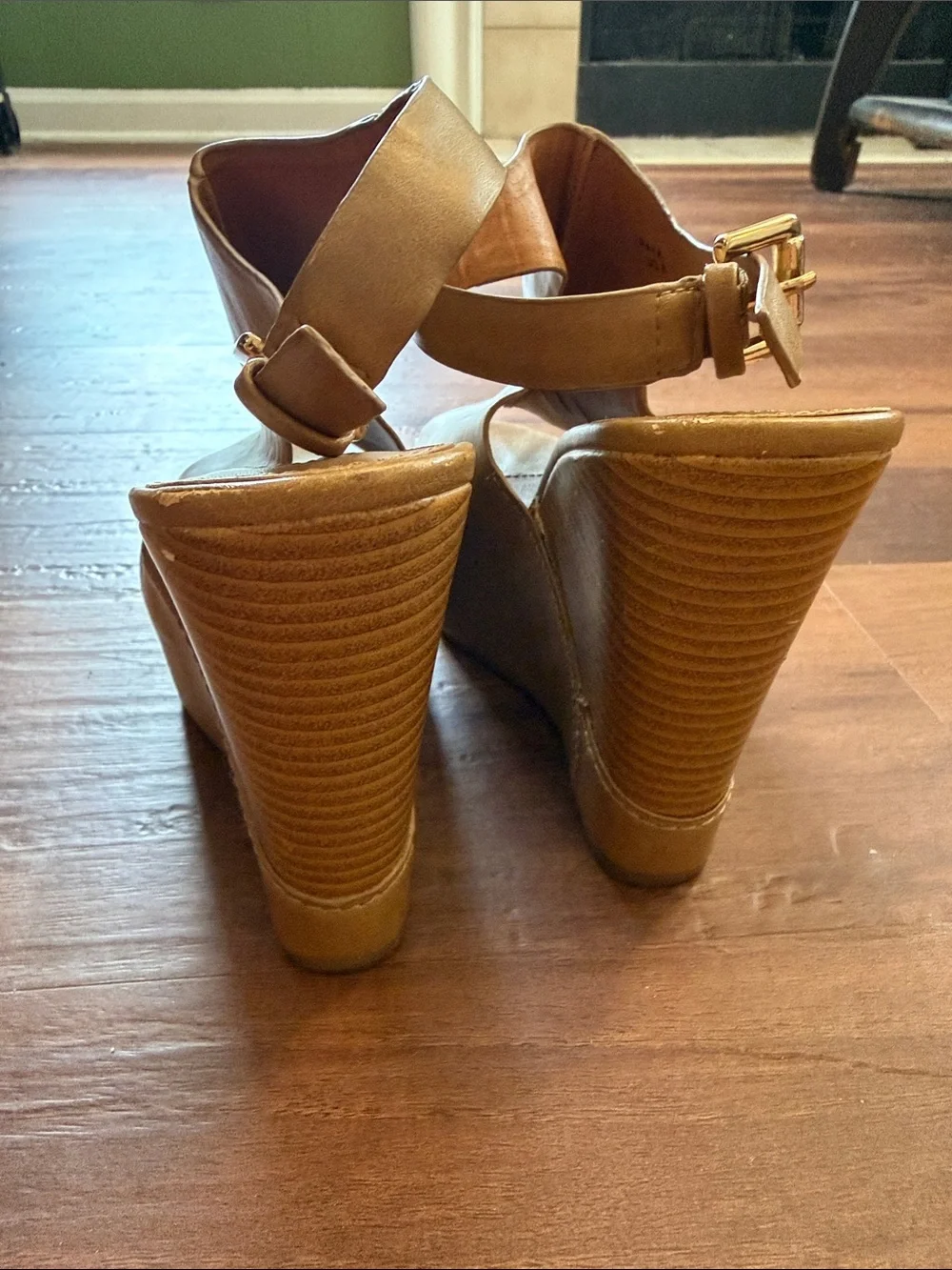 Leila Stone slingback wedge